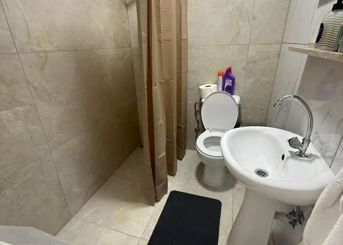 Δωμάτια σε οικογενειακή κατοικία Livepro